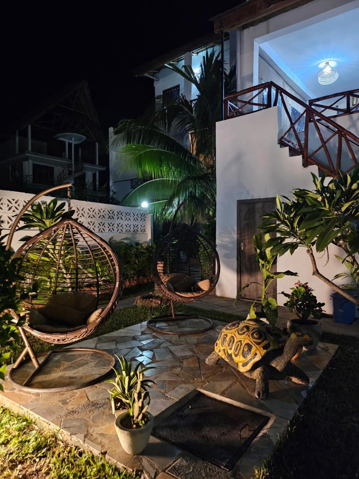 Zanzicrown Hotel Nungwi Exterior photo